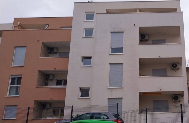 Two bedroom apartment with balcony and sea view Podstrana, Split (A-24063-a)