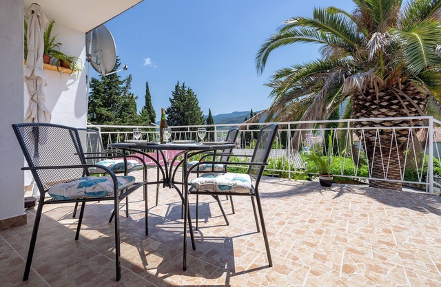 Two bedroom apartment with terrace Stari Grad, Hvar (A-8697-a)