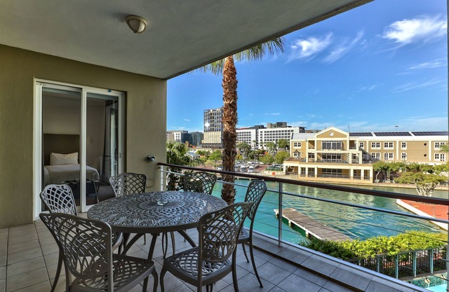 Two Bedroom Apartment - fully furnished and design in V&a Marina Residential