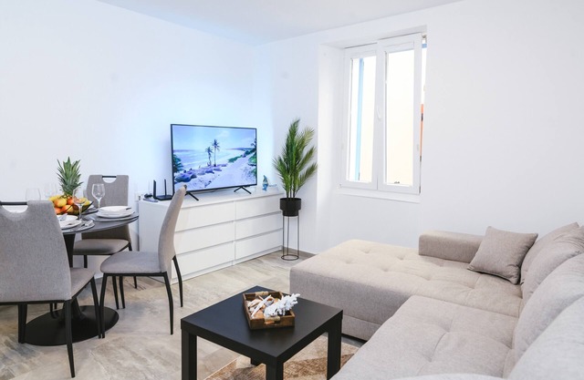 Two Bedroom Apartment Aurora