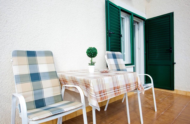 Two bedroom apartment with terrace and sea view Promajna, Makarska (A-2588-b)