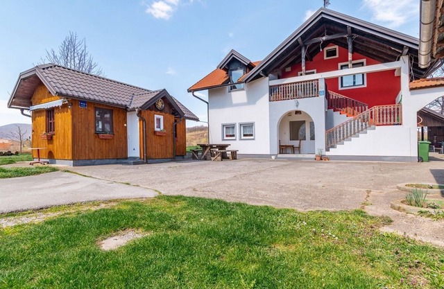 Two bedroom apartment (pet friendly) Seliste Dreznicko, Plitvice (A-20907-c)