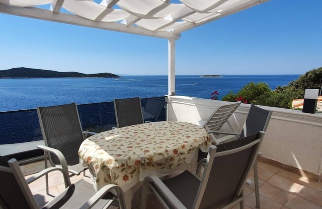 Two bedroom apartment near beach Sevid, Trogir (A-14790-a)