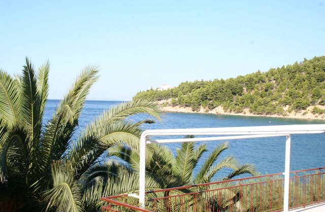 Two bedroom apartment near beach Stanići, Omiš (A-1032-a)