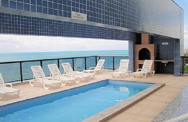 Two-bedroom apartment on the seafront of Pajuçara - With WI-FI