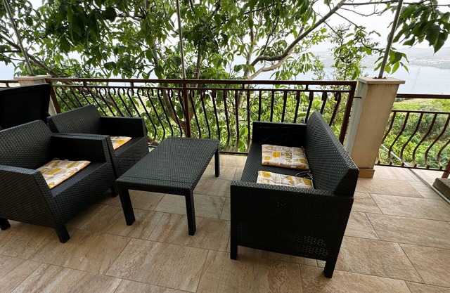 Two bedroom apartment with terrace and sea view Orebić, Pelješac (A-16326-a)