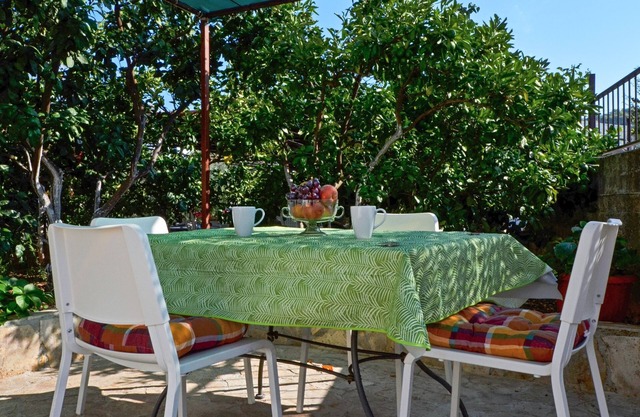 Two bedroom apartment with terrace Slatine, Čiovo (A-12176-b)