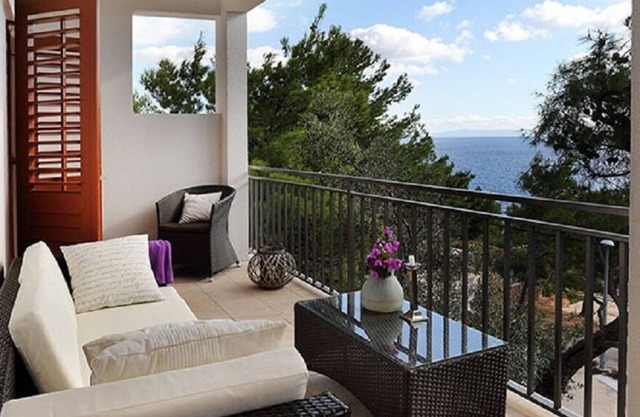 Two bedroom apartment with terrace and sea view Sveta Nedilja, Hvar (A-17139-d)