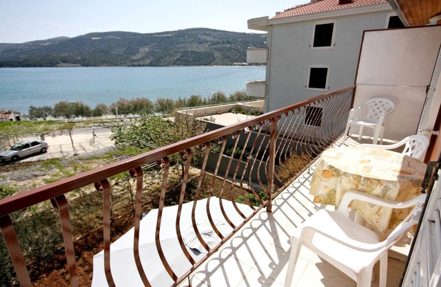 Two bedroom apartment with balcony and sea view Marina, Trogir (A-6116-d)
