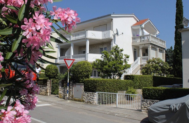 Two bedroom apartment with terrace Selce, Crikvenica (A-2392-b)