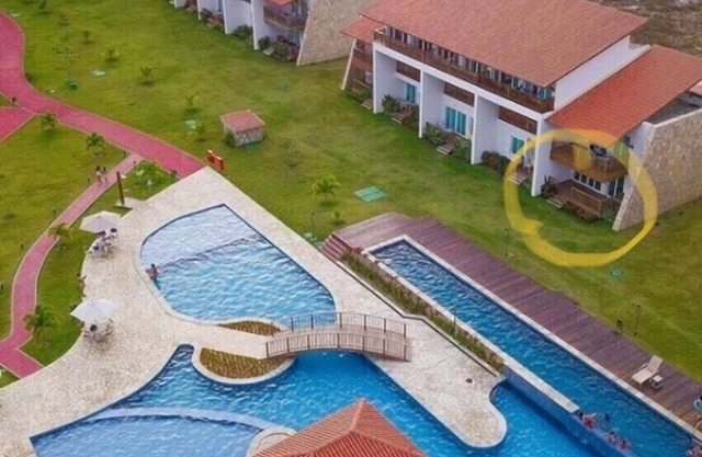 Two bedroom beachfront flat in Meridonal Carneiros