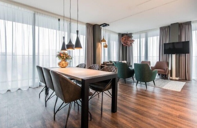 Two-bedroom Comfort (4 adults)
