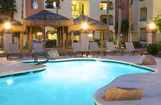 Two Bedroom Luxury Condo, Las Vegas (2050800)