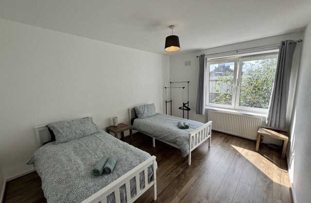 Two Bedroom Seaside Apartment