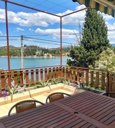 Two bedroom seaside home in quiet village