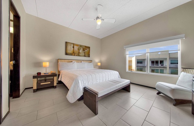 Two Bedroom Apt on Tropical Paradise SPI
