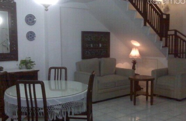 Two Bedrooms House in heart of city