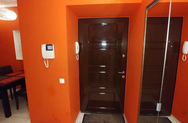 Two bedrooms. Luxery. 5 Darvina St. Centre of Kiev