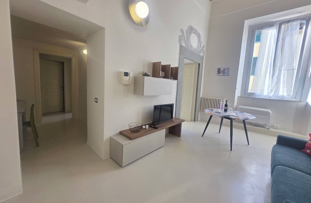 Two bedrooms, two bathrooms, Jacuzzi, parking lot