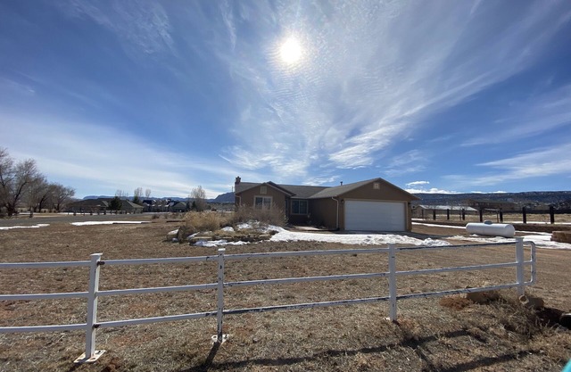 Two Bit Ranch House