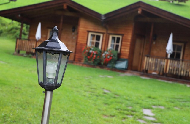 Two cosy chalets for small travel groups
