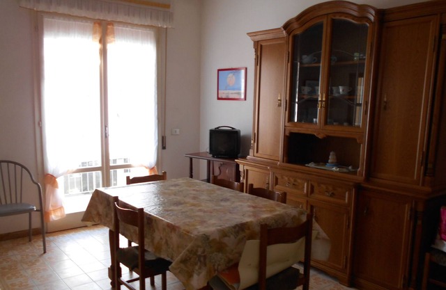 Two-room apartment 80 m from the sea