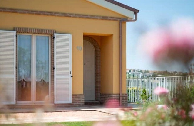 Two-room Suite 10 with Conero panorama in the countryside