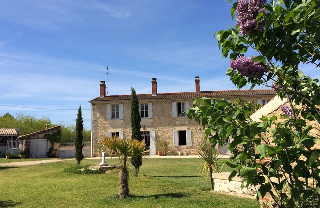 Two south Bordeaux Bed & Breakfast in the quiet and greenery