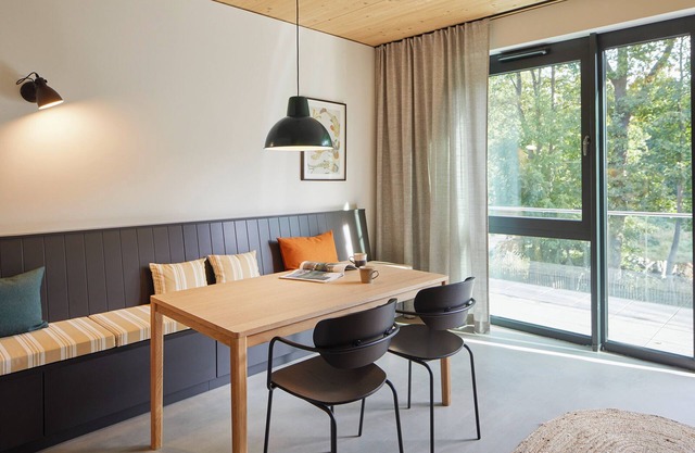 Two-story maisonette with a view of the greenery.