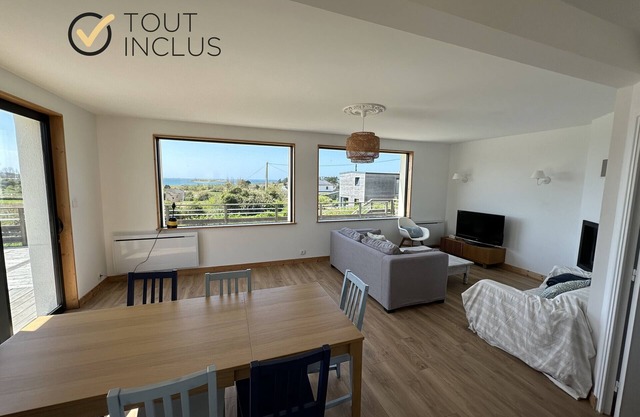 TY GARO - Beautiful family house with sea view