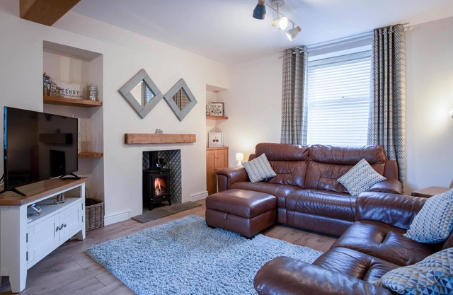 Ty George - 3 Bedroom Cottage - Tenby