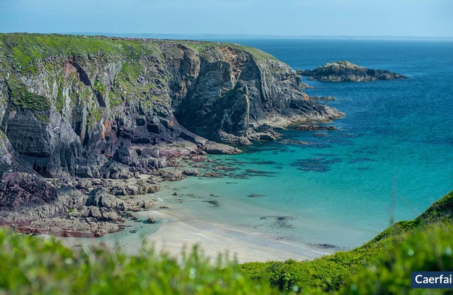 Ty-Gwartheg, Holiday Cottage Trefin, Sleeps 4, 2 bedrooms, bathrooms