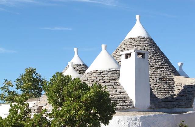 Ty Trulli, charming trullo in olive groves