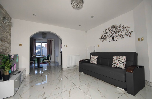 Tyburn Home, Birmingham with Free Parking