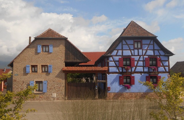 Typical 16th Century farm for 6 people, 3 rooms
