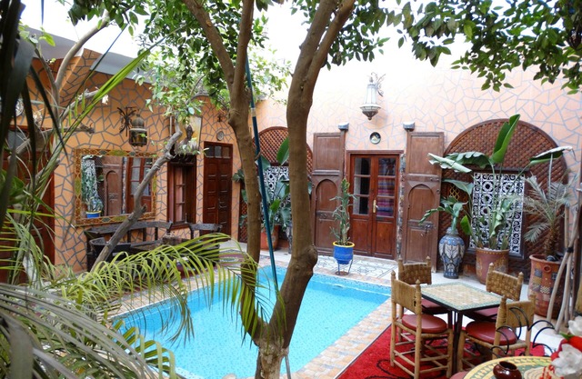 Typical and lovely Riad in the heart of Marrakech 11 Rooms 28 people nn