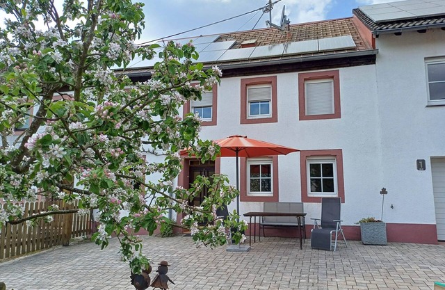 Typical Eifel cottage, quiet location