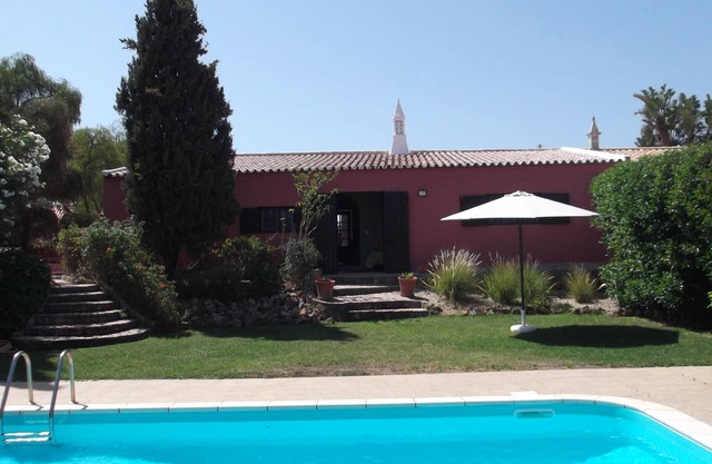 Typical House- Albufeira - Romantic and warm