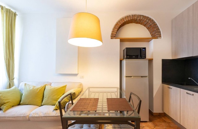 Typical Milanese two-room apartment in Via Bramante - Mirable PM