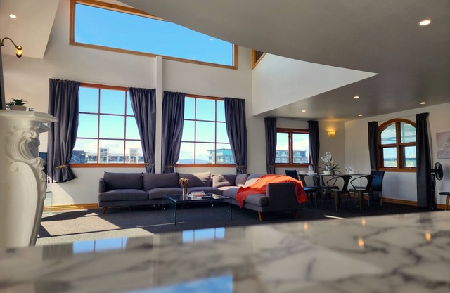 U Suites on Courtenay