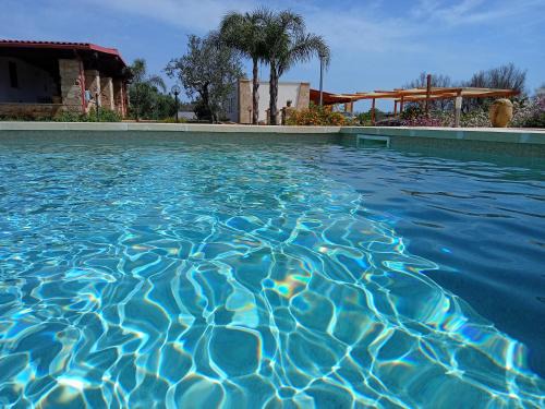 Ugento Country Cottage - Villa con Piscina 10 posti - Salento