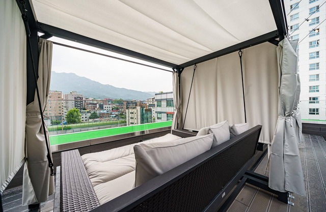 Uijeongbu Gray