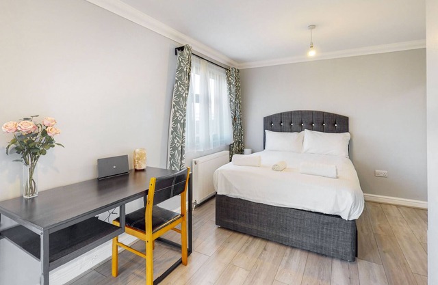 UK.LO.CLC - Lovely 2 bedroom flat near ExCel London