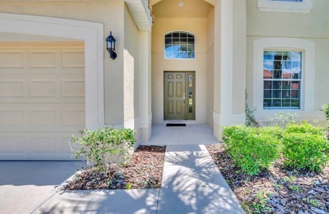 Ultimate 6 Bedroom 5 Bathroom Resort Home With Pool 12 Minutes From Disney