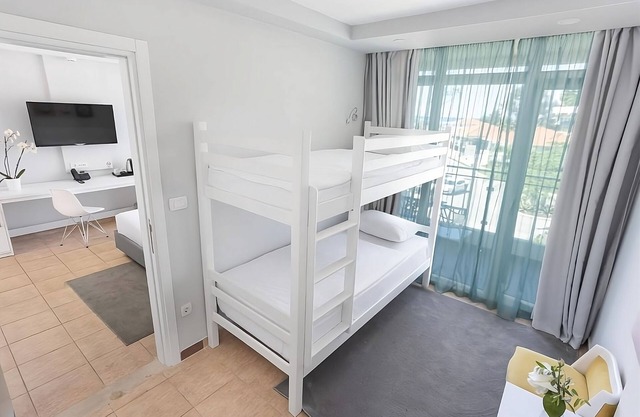 Ultimate Beach Getaway! TWO Contemporary 2BR Suites, Beachfront, Outdoor Pools!