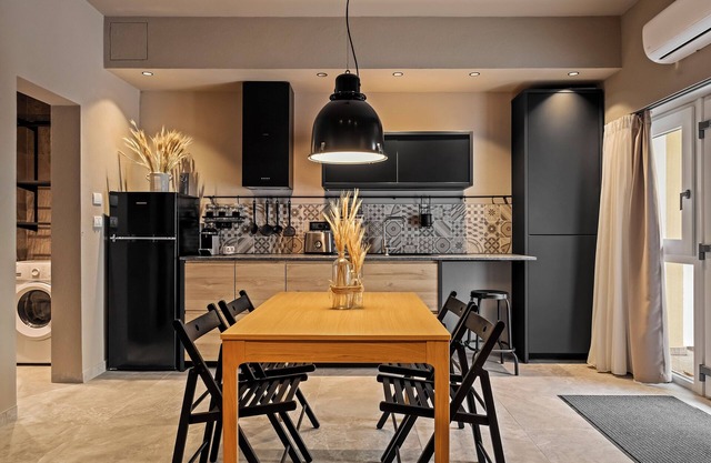 Ultra Central Cozy Apartment: Uniri & Old Town