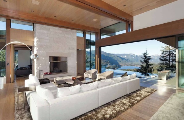 Ultra-Luxe Chalet w/Infinity Pool, Cinema & Gym