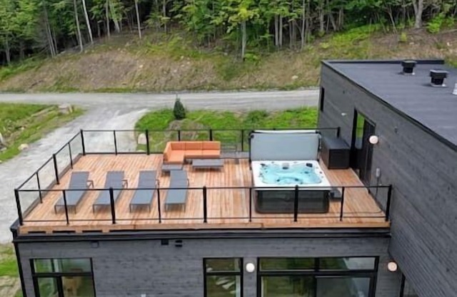 Ultra Luxurious & Modern Oasis: Private Spa/Sauna