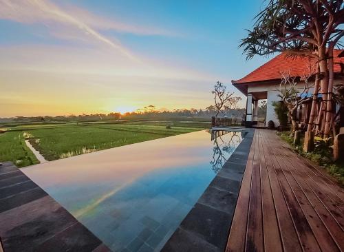 Umah Sunset