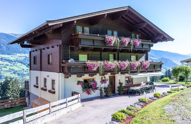Umbichl by Interhome
